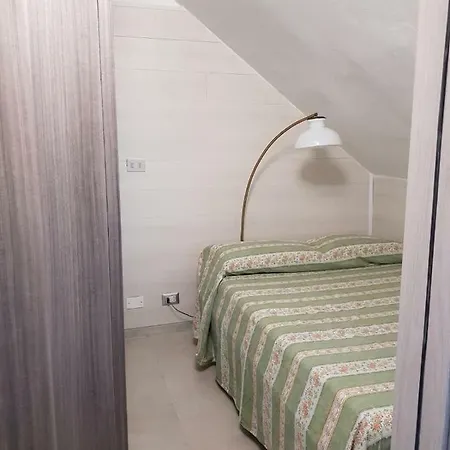 Condominio Raffaella לואנו